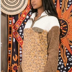 SOLD Cute leopard Sherpa pullover